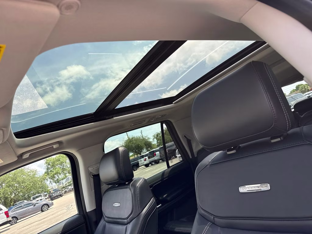 2025 Agate Black Metallic Ford Expedition Max Platinum 4X4 SUV
