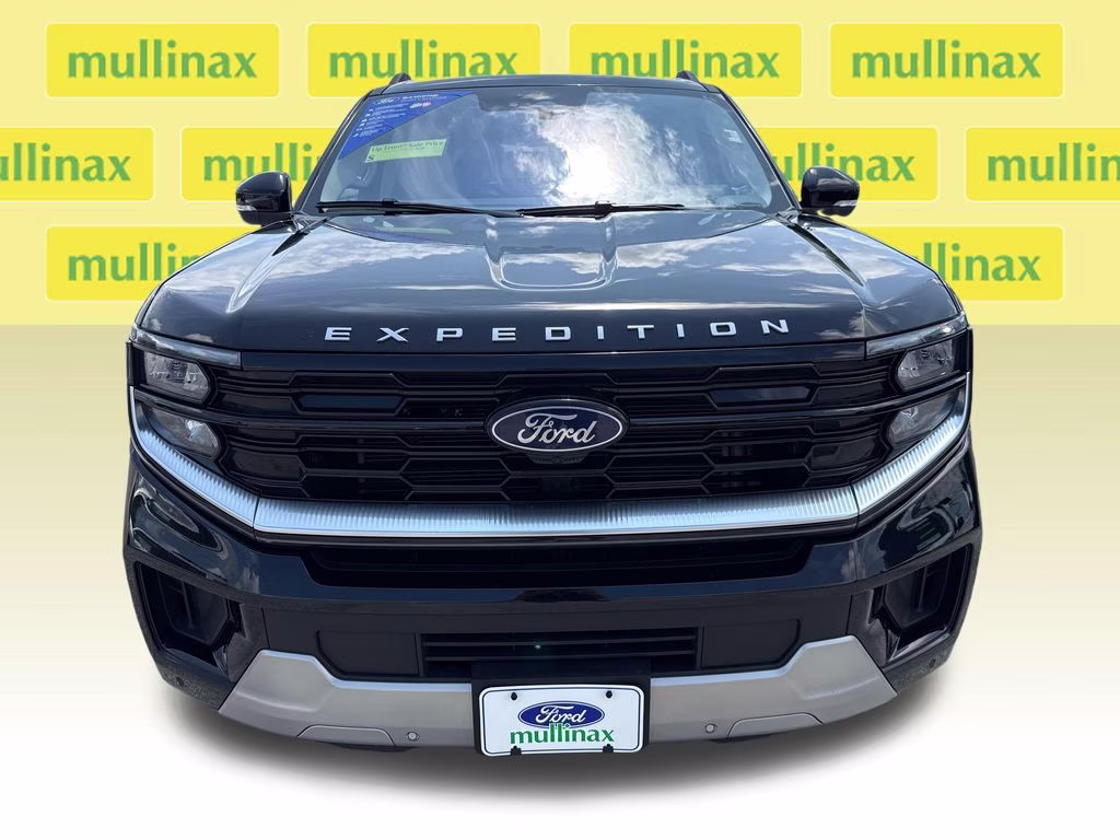 2025 Agate Black Metallic Ford Expedition Max Platinum 4X4 SUV