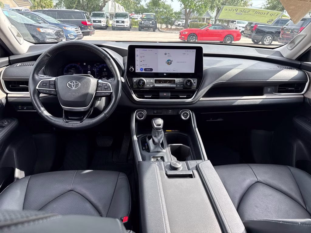 2024 Celestial Silver Metallic Toyota Grand Highlander Platinum AWD SUV