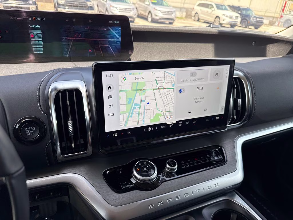 2025 Agate Black Metallic Ford Expedition Max Platinum 4X4 SUV