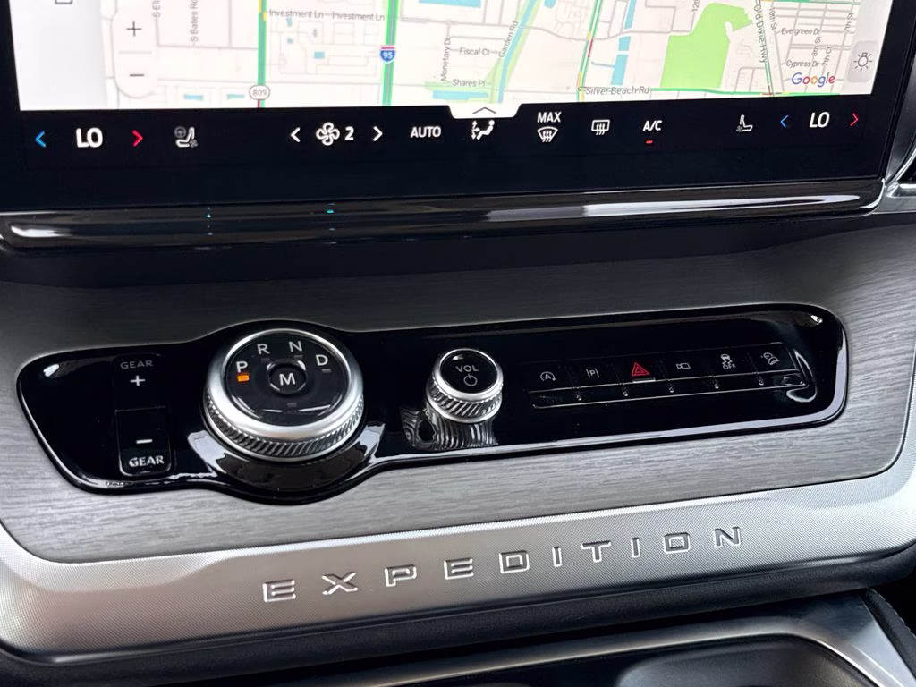 2025 Agate Black Metallic Ford Expedition Max Platinum 4X4 SUV