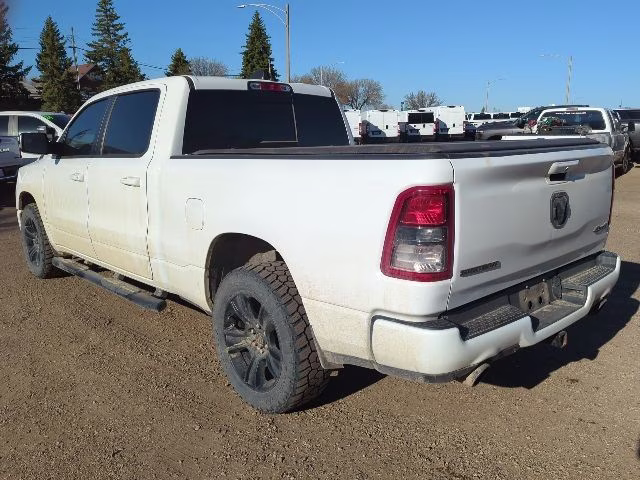 2021 Bright White Clearcoat Ram 1500 Big Horn 4X4 Truck