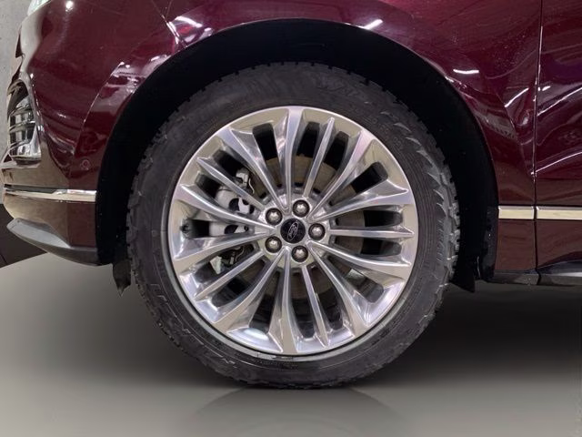 2020 Burgundy Ford Edge Titanium AWD SUV