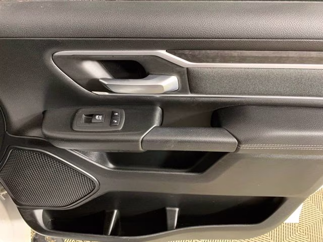 2021 Bright White Clearcoat Ram 1500 Big Horn 4X4 Truck