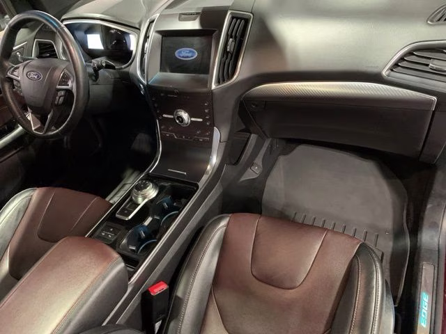 2020 Burgundy Ford Edge Titanium AWD SUV