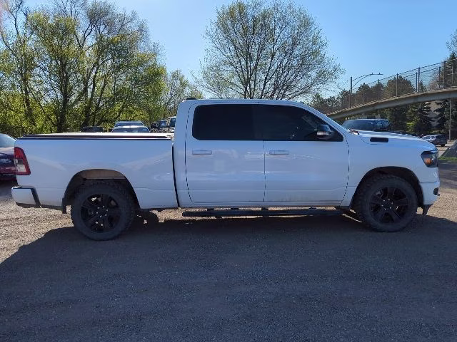 2021 Bright White Clearcoat Ram 1500 Big Horn/Lone Star 4X4 Truck