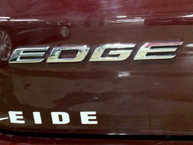 2020 Burgundy Ford Edge Titanium AWD SUV