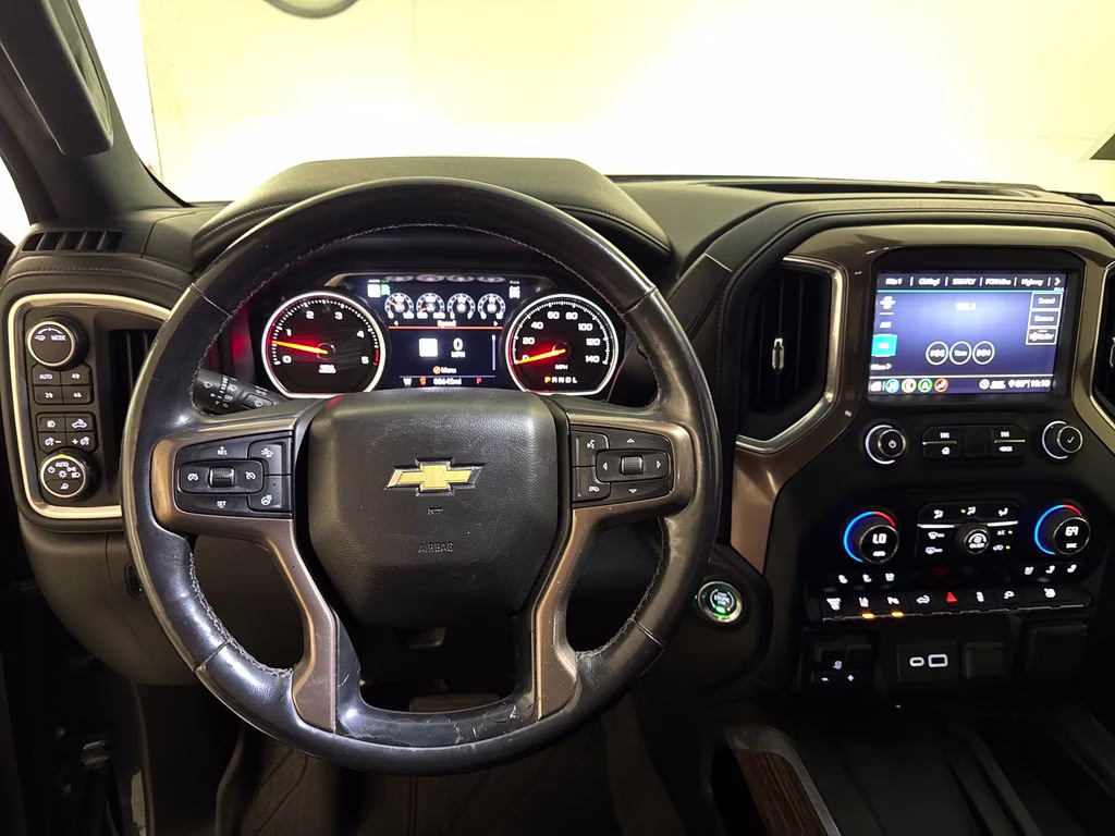 2020 Shadow Gray Metallic Chevrolet Silverado 2500HD High Country 4X4 Truck