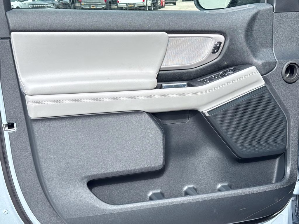 2026 Glacier Gray Metallic Tri-Coat Ford Expedition Max Active RWD SUV