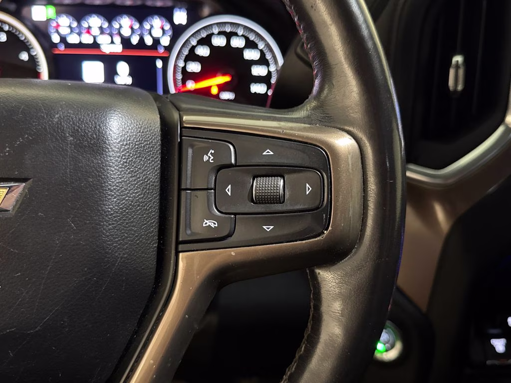 2020 Shadow Gray Metallic Chevrolet Silverado 2500HD High Country 4X4 Truck