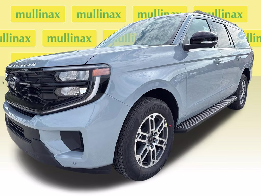 2026 Glacier Gray Metallic Tri-Coat Ford Expedition Max Active RWD SUV