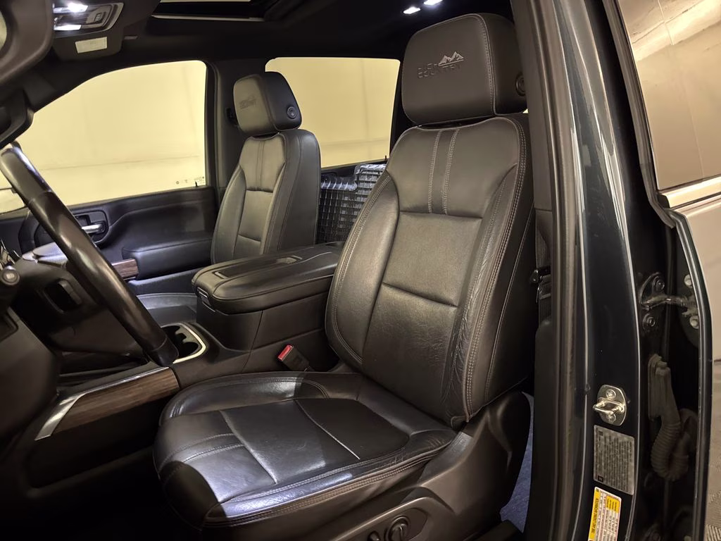 2020 Shadow Gray Metallic Chevrolet Silverado 2500HD High Country 4X4 Truck