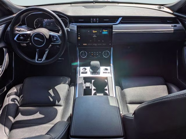 2022 Santorini Black Metallic Jaguar XF R-Dynamic SE AWD Sedan
