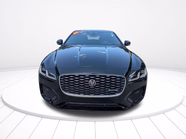 2022 Santorini Black Metallic Jaguar XF R-Dynamic SE AWD Sedan