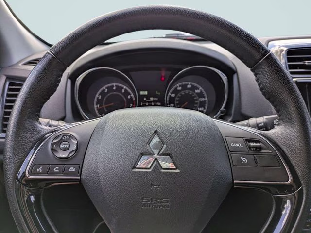 2024 Octane Blue Metallic Mitsubishi Outlander Sport 2.0 SE 4X4 SUV