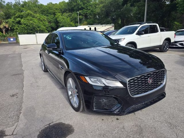 2022 Santorini Black Metallic Jaguar XF R-Dynamic SE AWD Sedan