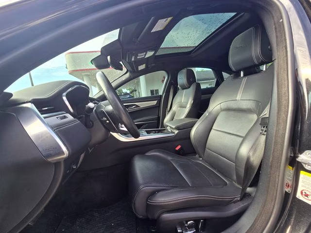 2022 Santorini Black Metallic Jaguar XF R-Dynamic SE AWD Sedan