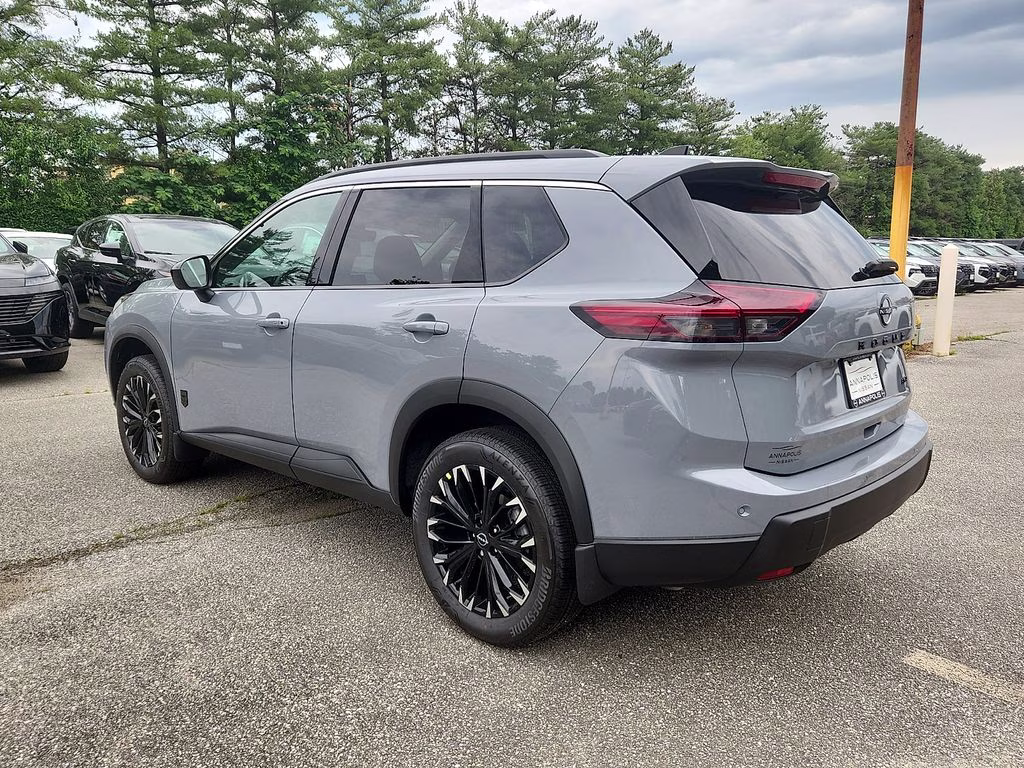 2026 Boulder Gray Pearl Nissan Rogue Dark Armor AWD SUV