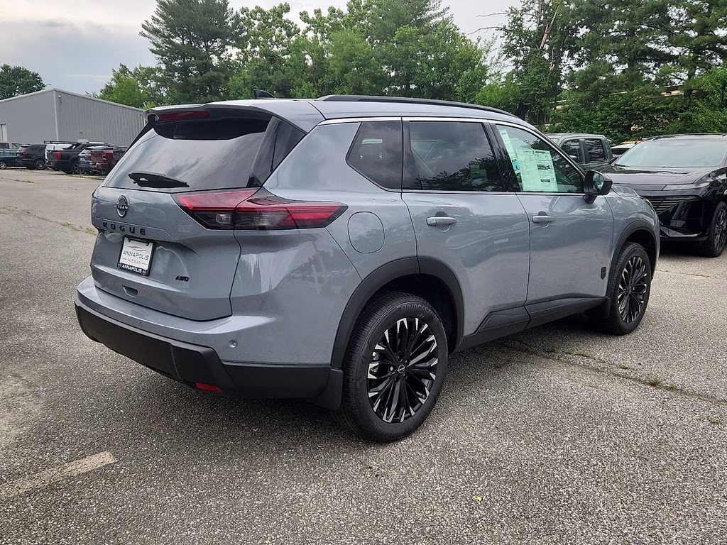 2026 Boulder Gray Pearl Nissan Rogue Dark Armor AWD SUV