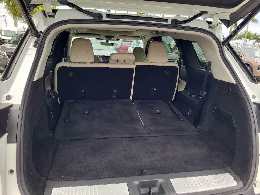 2023 Glacier White INFINITI QX60 PURE FWD SUV