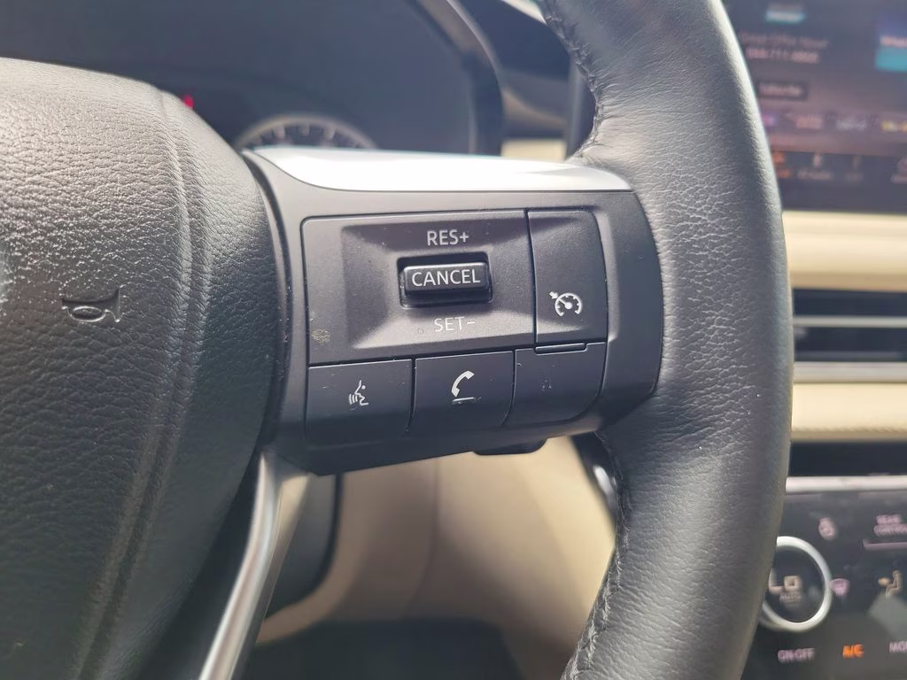 2023 Glacier White INFINITI QX60 PURE FWD SUV