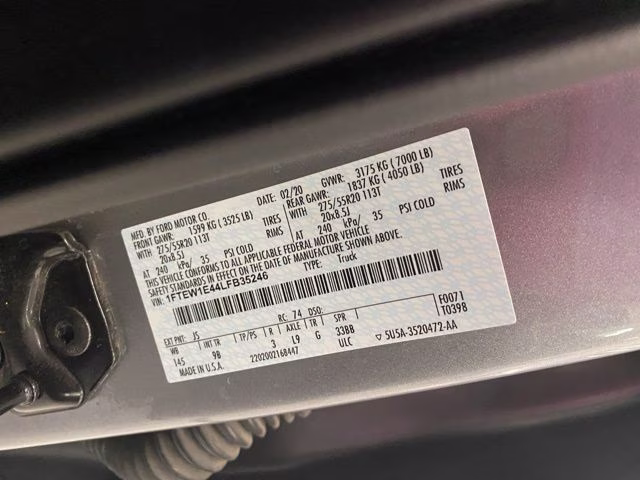 2020 Silver Metallic Ford F-150 Platinum 4X4 Truck