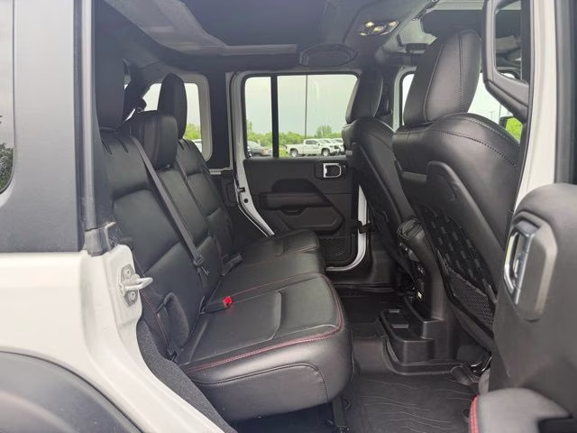 2023 Bright White Clearcoat Jeep Wrangler Rubicon 4X4 SUV