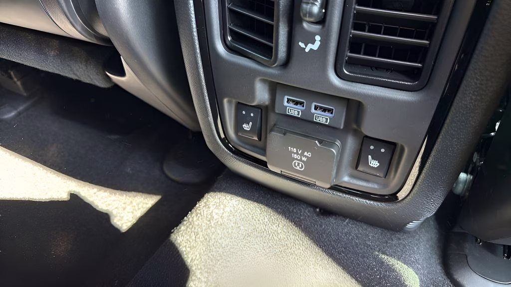2026 DB Black Crystal Clearcoat Dodge Durango GT Plus AWD SUV