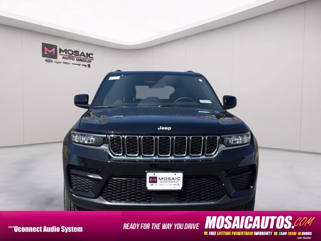 2026 Diamond Black Crystal Pearlcoat Jeep Grand Cherokee Laredo X 4X4 SUV