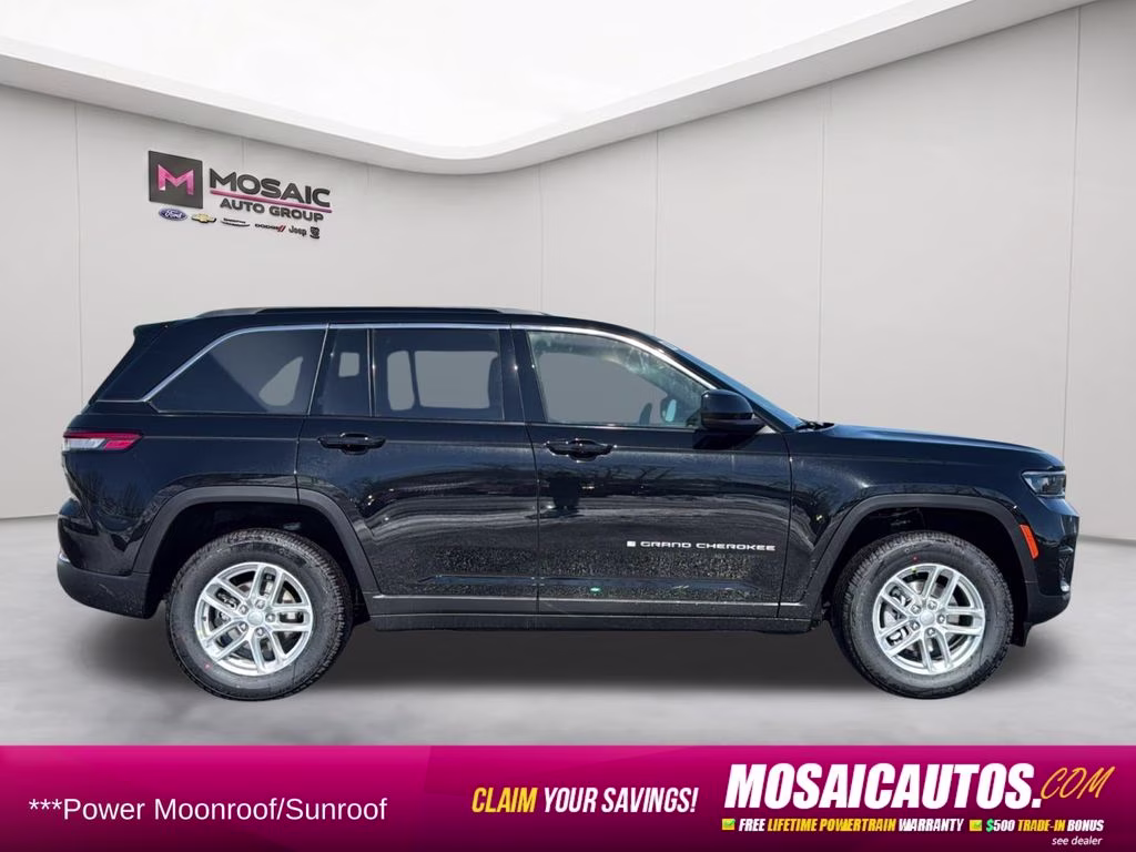 2026 Diamond Black Crystal Pearlcoat Jeep Grand Cherokee Laredo X 4X4 SUV