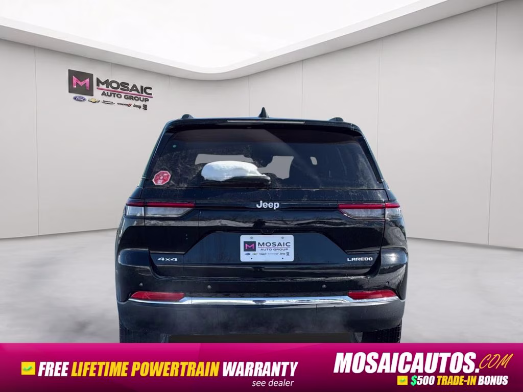 2026 Diamond Black Crystal Pearlcoat Jeep Grand Cherokee Laredo X 4X4 SUV