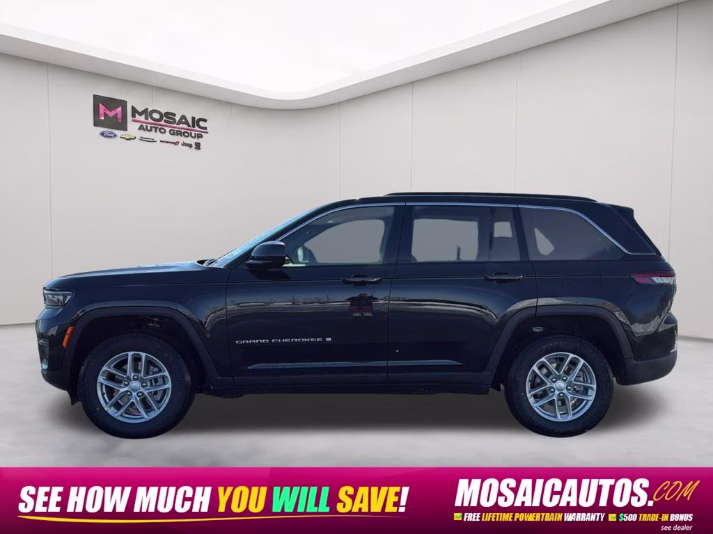 2026 Diamond Black Crystal Pearlcoat Jeep Grand Cherokee Laredo X 4X4 SUV