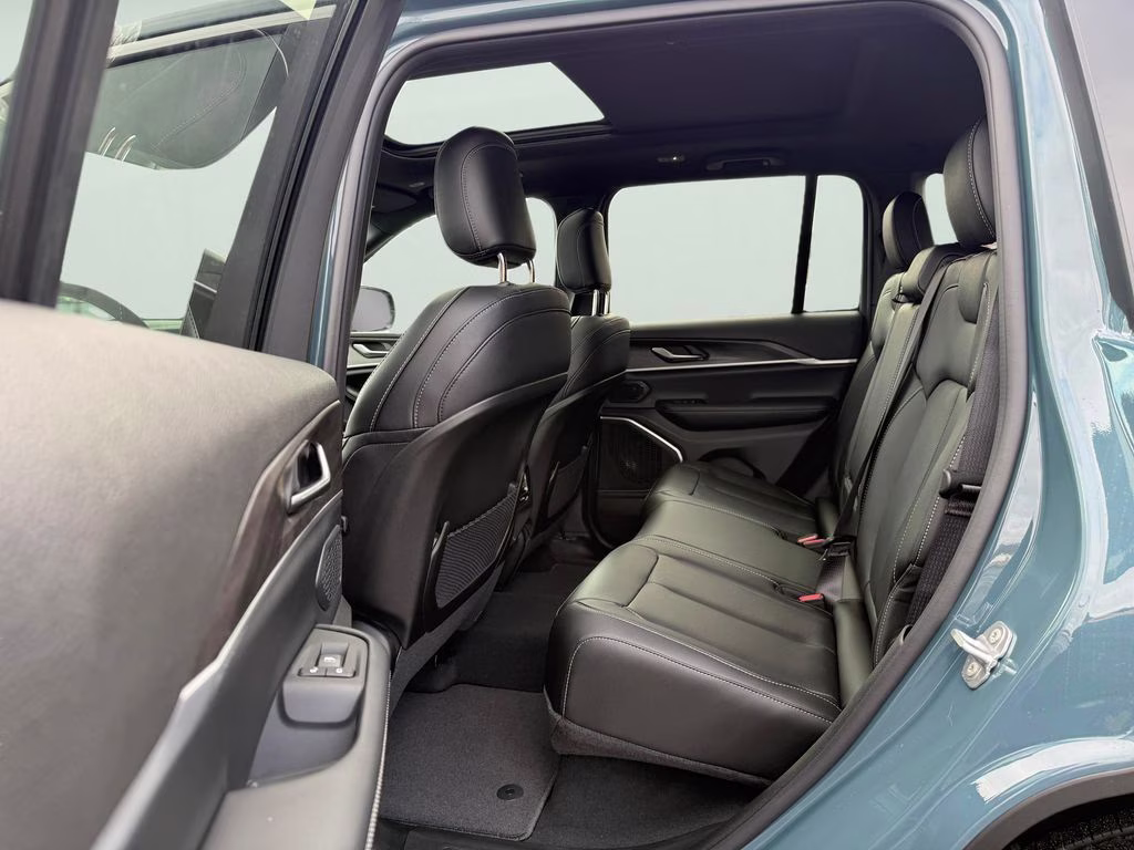 2026 Steel Blue Jeep Grand Cherokee Limited 4X4 SUV