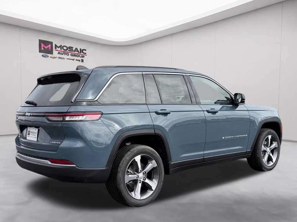 2026 Steel Blue Jeep Grand Cherokee Limited 4X4 SUV