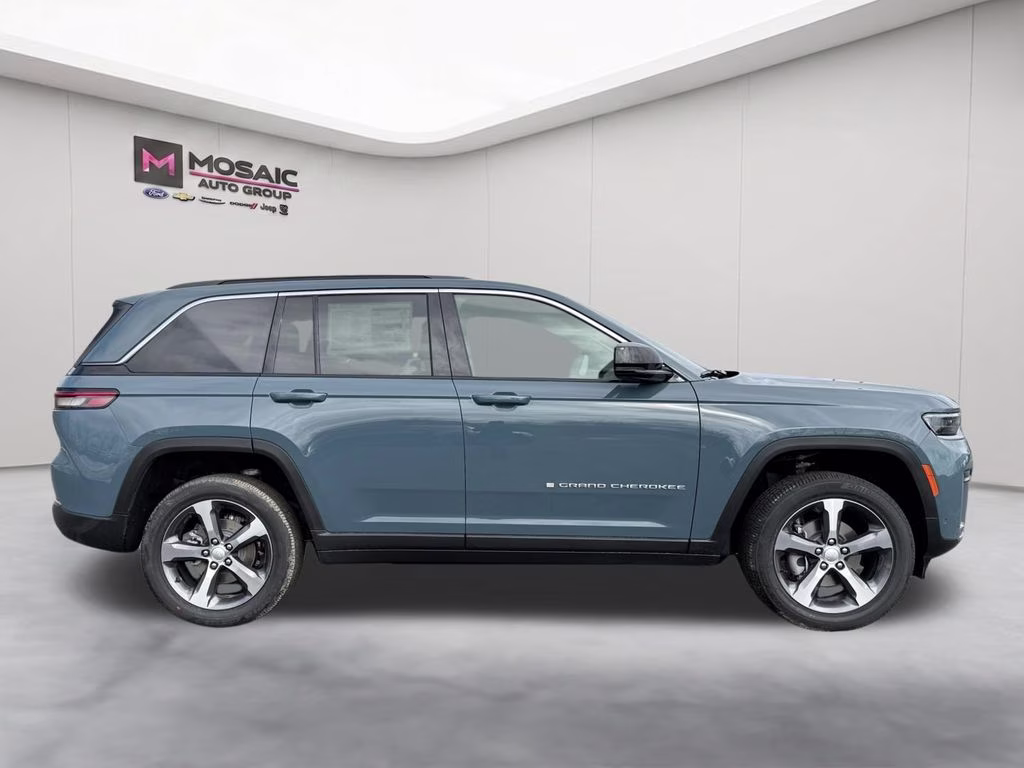 2026 Steel Blue Jeep Grand Cherokee Limited 4X4 SUV