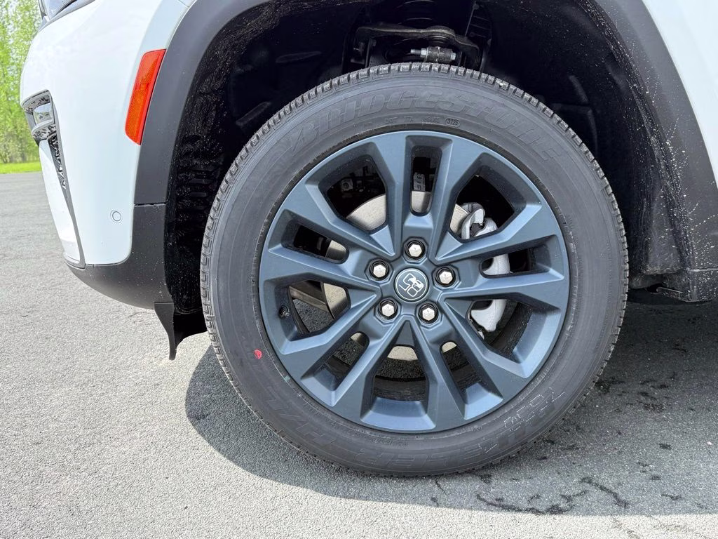 2026 Bright White Clearcoat Jeep Grand Cherokee 4X4 SUV