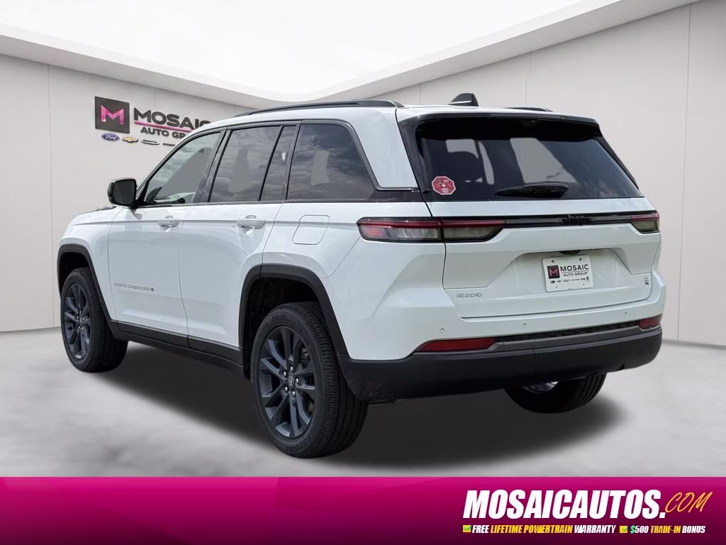 2026 Bright White Clearcoat Jeep Grand Cherokee 4X4 SUV