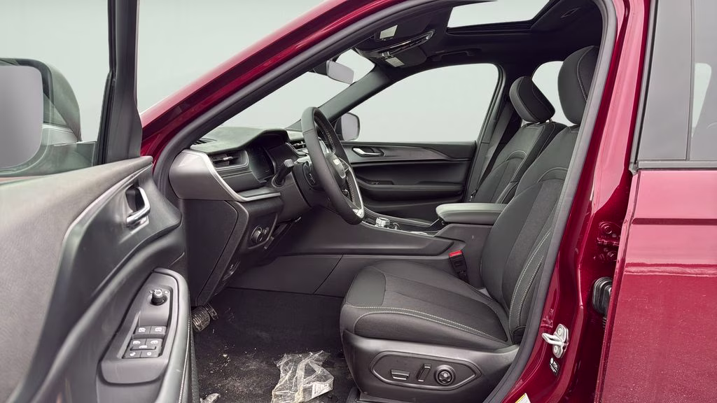 2026 Velvet Red Pearlcoat Jeep Grand Cherokee L Laredo 4X4 SUV