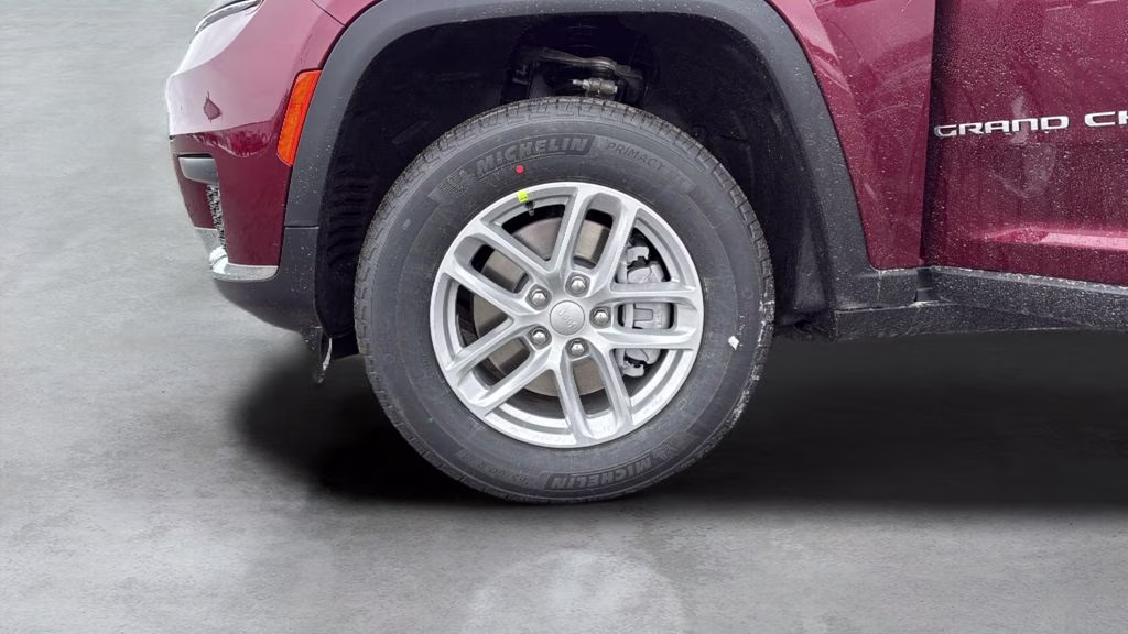 2026 Velvet Red Pearlcoat Jeep Grand Cherokee L Laredo 4X4 SUV