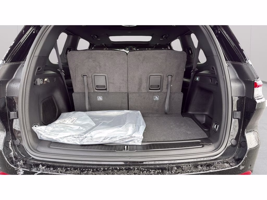 2026 Diamond Black Crystal Pearlcoat Jeep Grand Cherokee L Limited 4X4 SUV