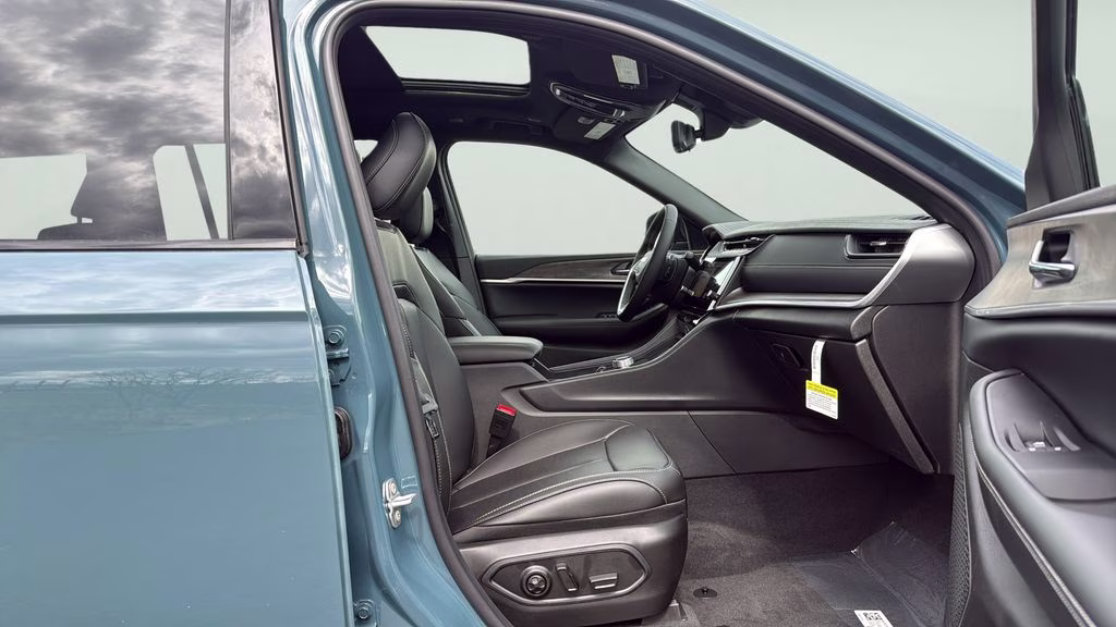 2026 Steel Blue Jeep Grand Cherokee L Limited 4X4 SUV