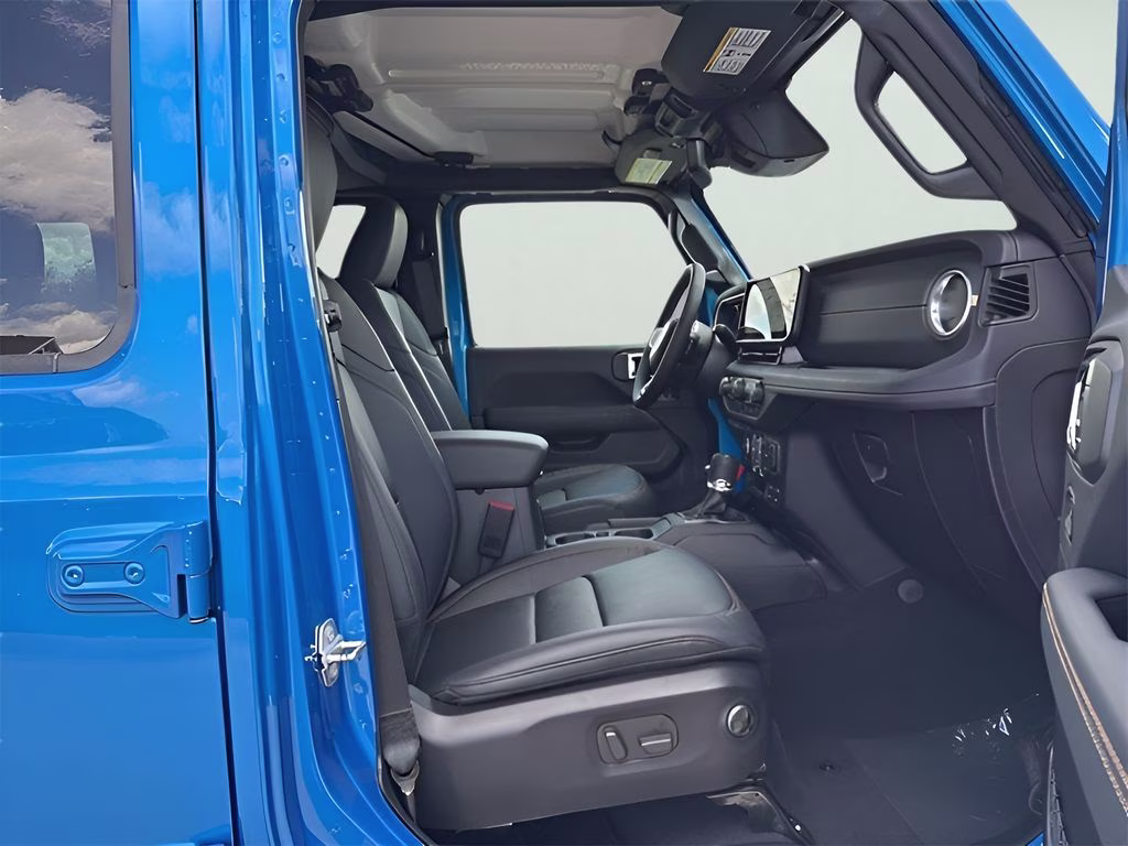 2025 Hydro Blue Pearl Coat Jeep Wrangler Sahara 4xe Quick Order Package 29Q Backcountry 4xe 4X4 SUV