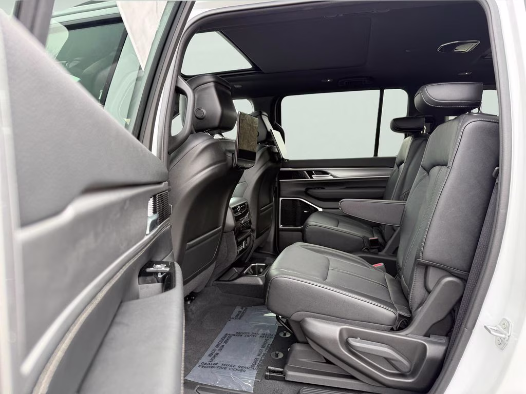 2026 Bright White Clearcoat Jeep Grand Wagoneer Limited 4X4 SUV