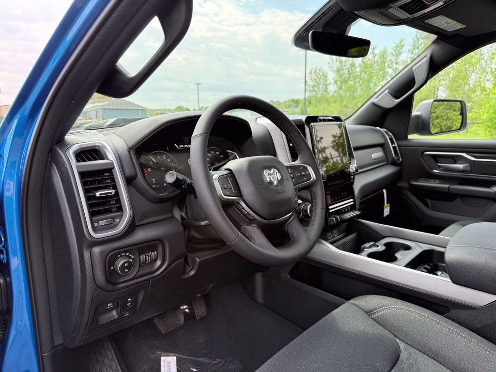 2026 Hydro Blue Pearlcoat Ram 1500 Big Horn/Lone Star 4X4 Truck