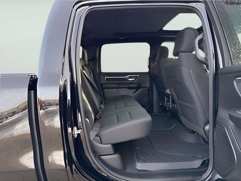 2026 Diamond Black Crystal Pearlcoat Ram 1500 Big Horn 4X4 Truck