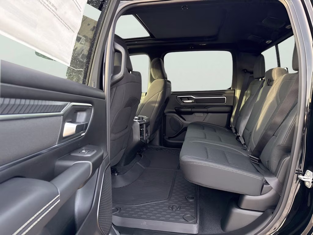 2026 Diamond Black Crystal Pearlcoat Ram 1500 Big Horn 4X4 Truck