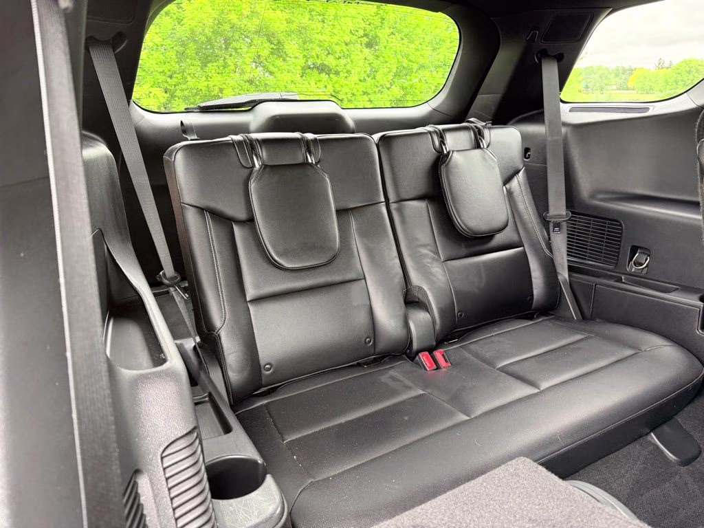 2020 Silver Metallic Ford Explorer ST 4X4 SUV