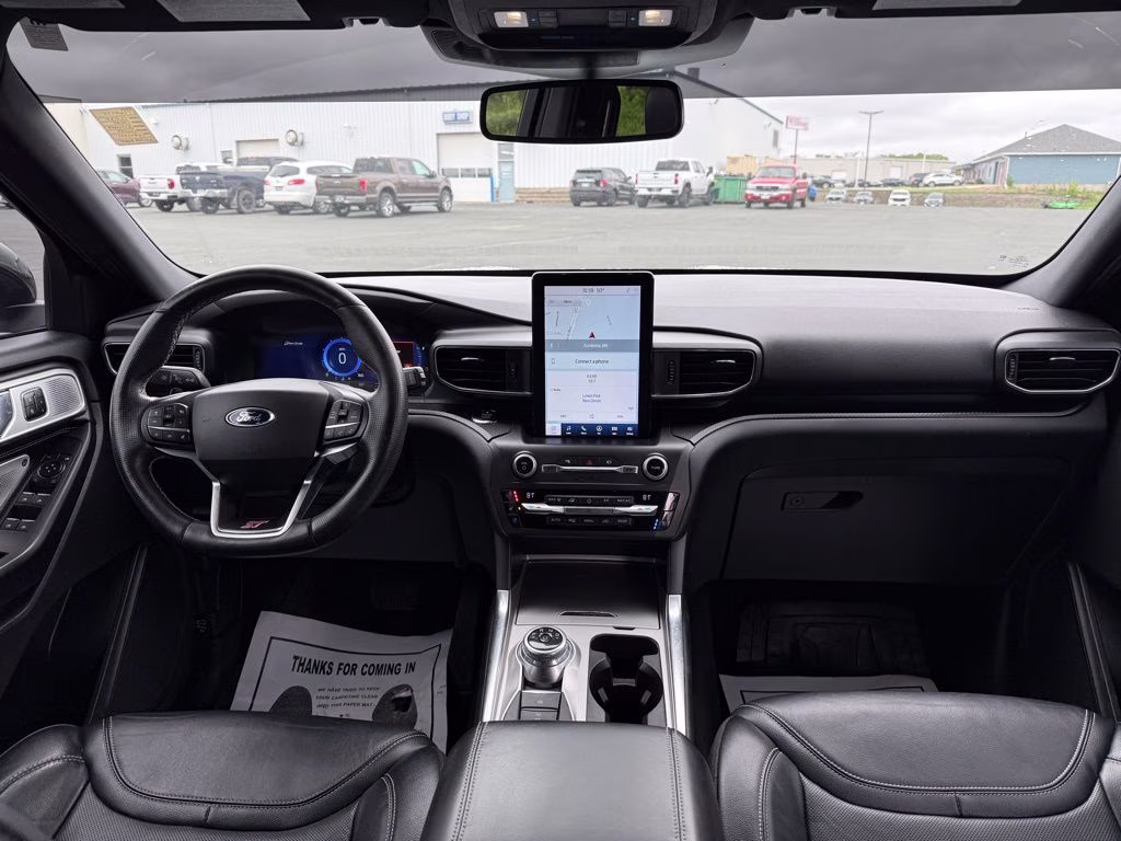 2020 Silver Metallic Ford Explorer ST 4X4 SUV