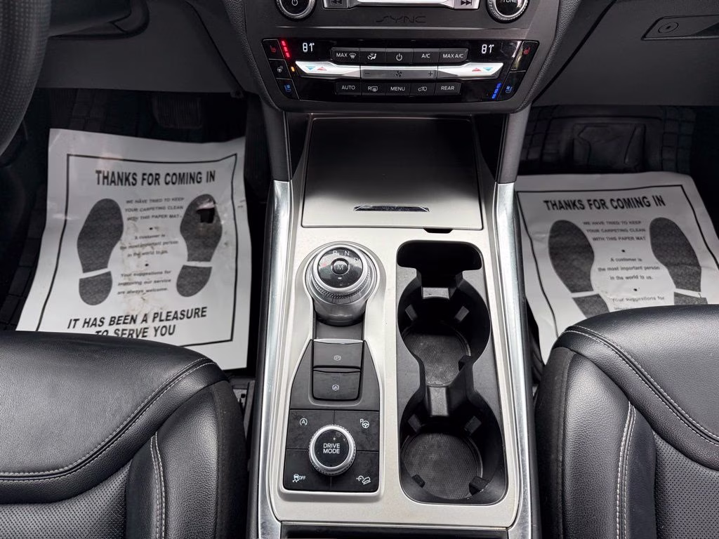 2020 Silver Metallic Ford Explorer ST 4X4 SUV