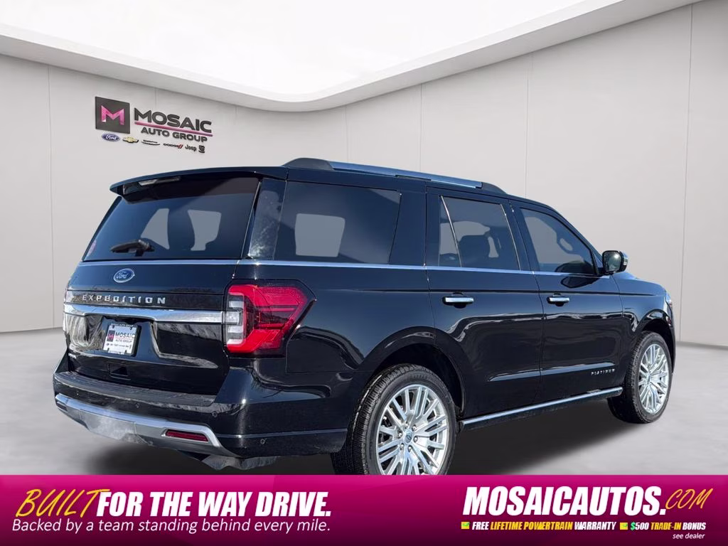 2024 Black Ford Expedition Platinum 4X4 SUV